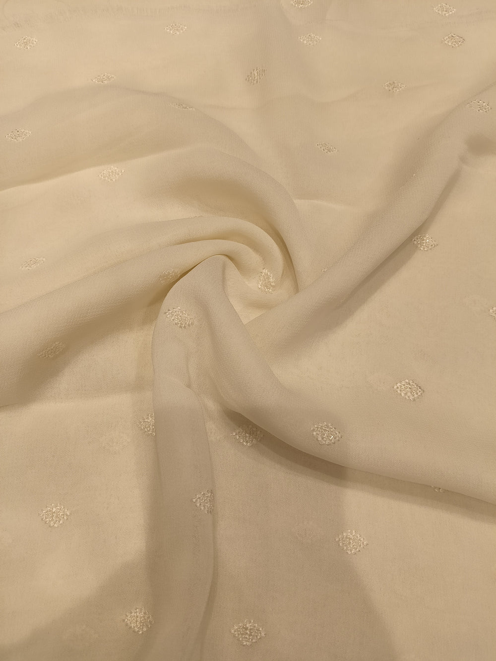 White Embroidered Georgette — 1.00 m Cut Piece (#2072)