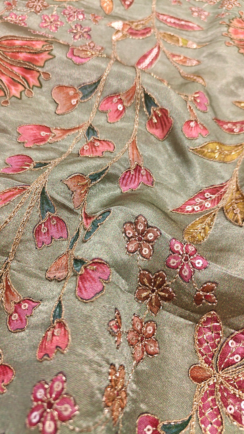 Tissue Gaji Embroidery (1952)