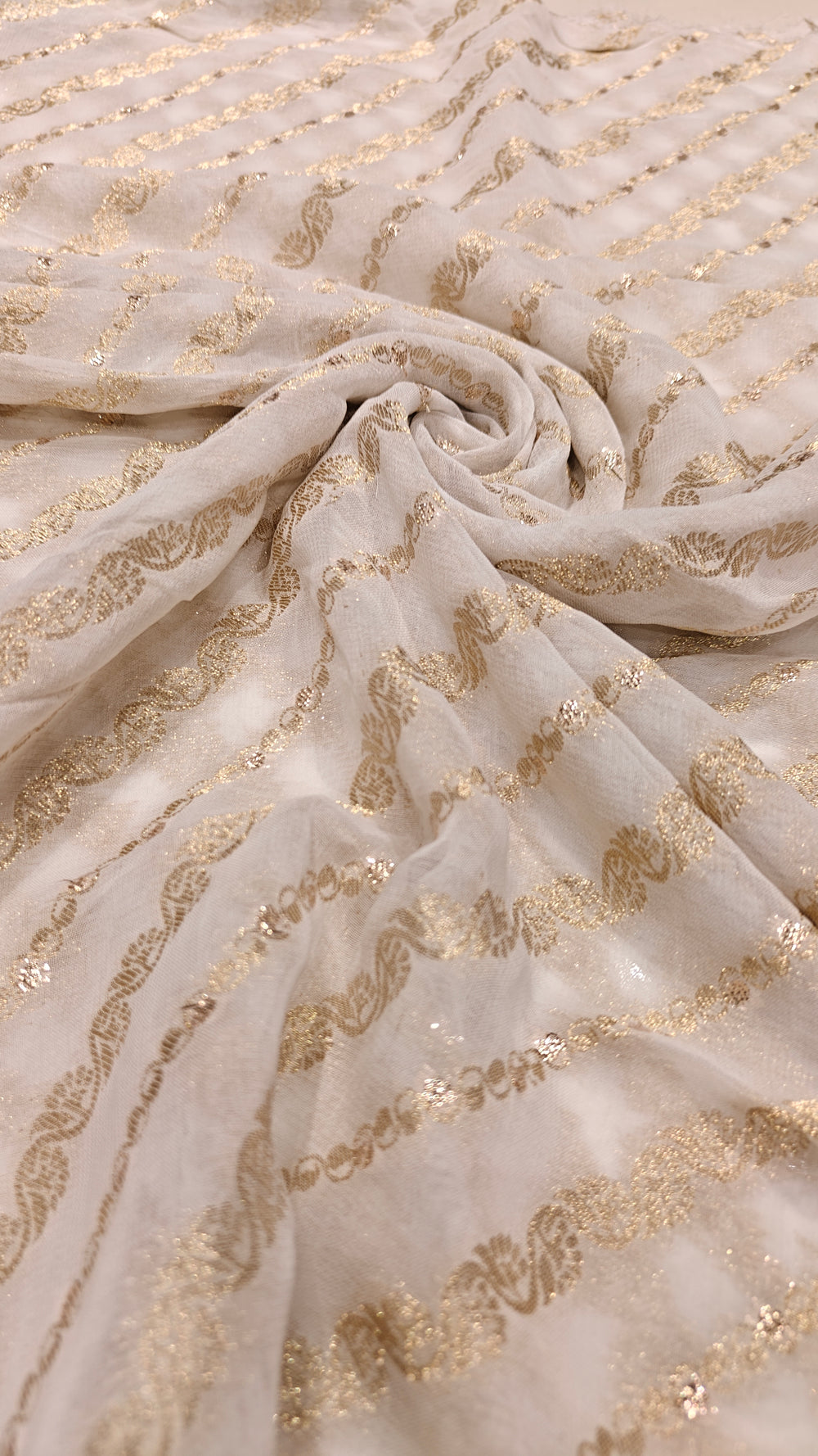 Gold Georgette Banrasi(1994)