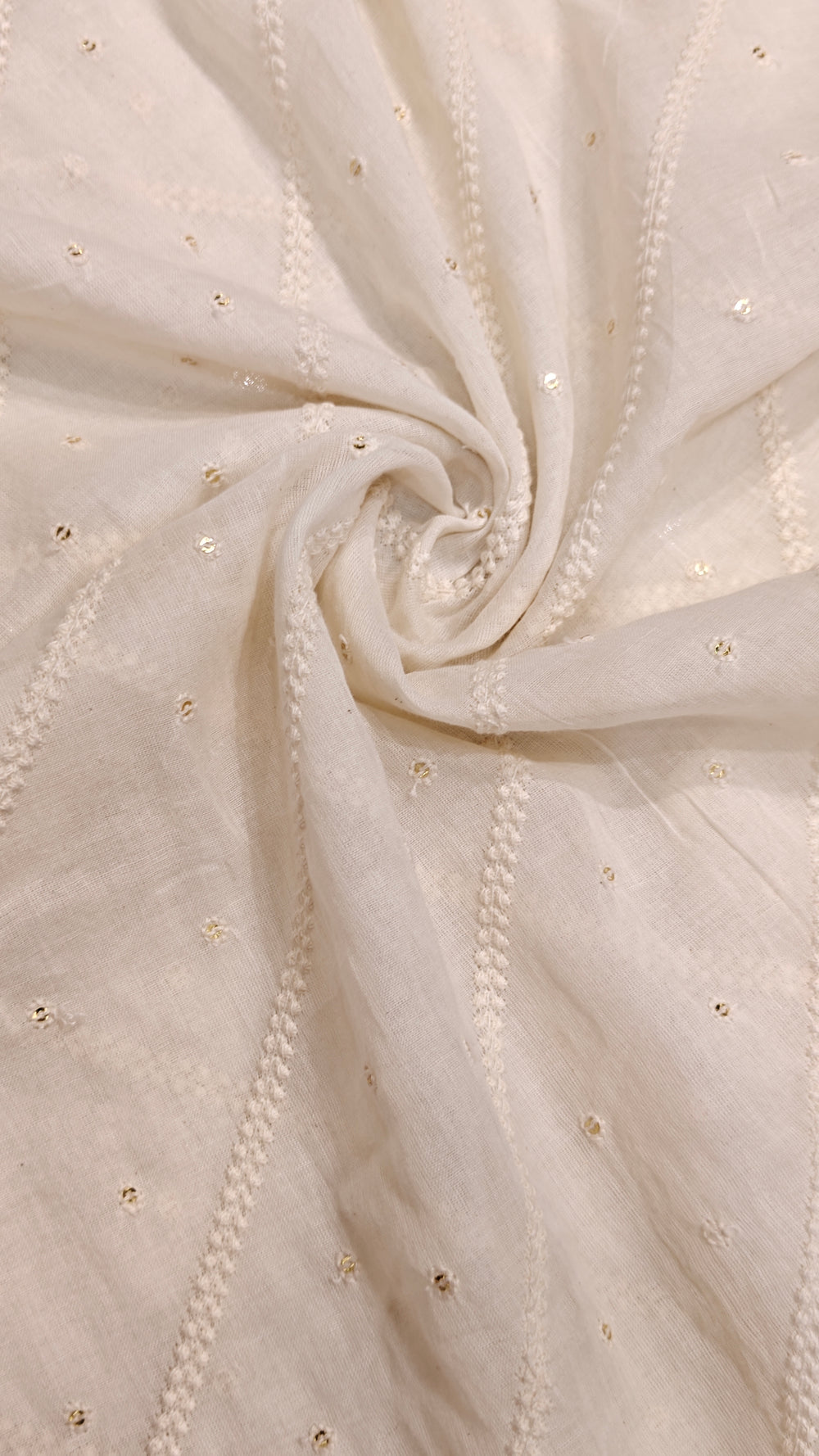 White Embroidered Mul Cotton — 1.10 m Cut Piece (#2082)
