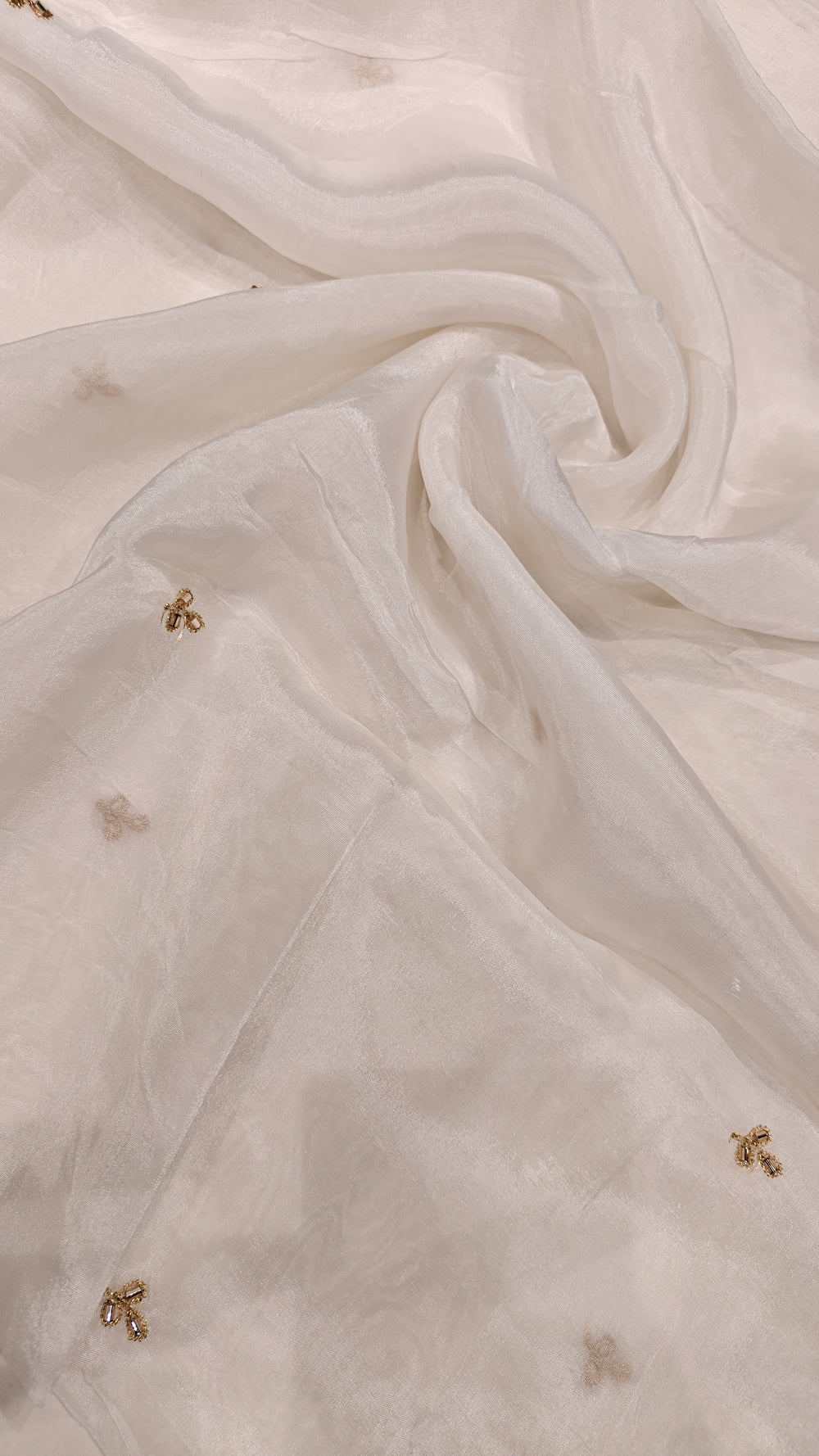 White Organza — 1.40 m Cut Piece (#2084)